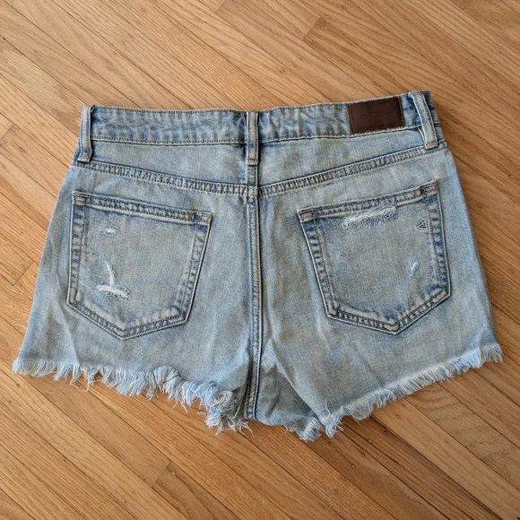 Hidden High-Rise Mom Jean Shorts | Size M | NWOT - Picture 7 of 10